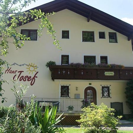 Haus Josef Bed & Breakfast Mayrhofen Exterior photo